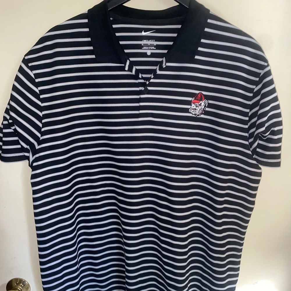 Nike UGA game day polo. Size XL dri-fit. Barely been used. Too big for me